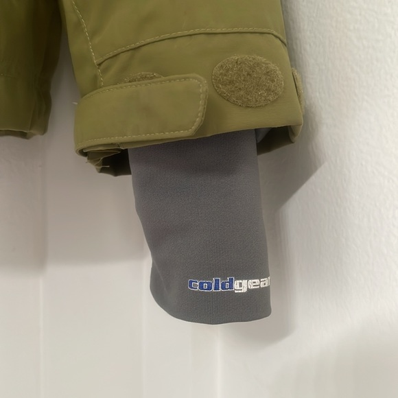 Under Armour Cold Gear/Stormproof Ski Jacket.  Men’s Medium. - Picture 5 of 14